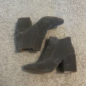Steve Madden Suede Booties